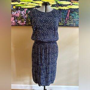 Perfect for summer hot weather - navy and cream print Boden dress
